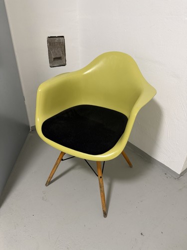 Vitra eames plastic armchair - eames,