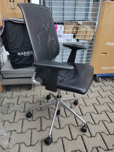 Vitra-Meda