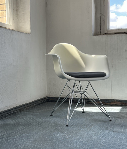 Vitra armchair dar - vitra,