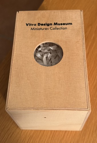 Vitra miniatures collection - vitra,